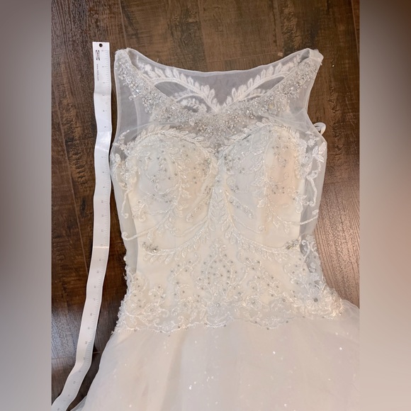 Sparkling Sleeveless Wedding Dress - Picture 10 of 10
